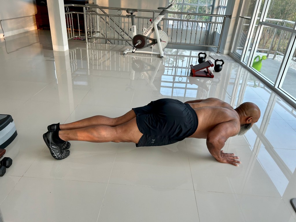 Count 3 and 5 of the 8 Count Bodybuilder